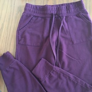 Women’s sweatpants size M
